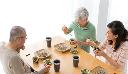 推荐四种适合老年人的食物